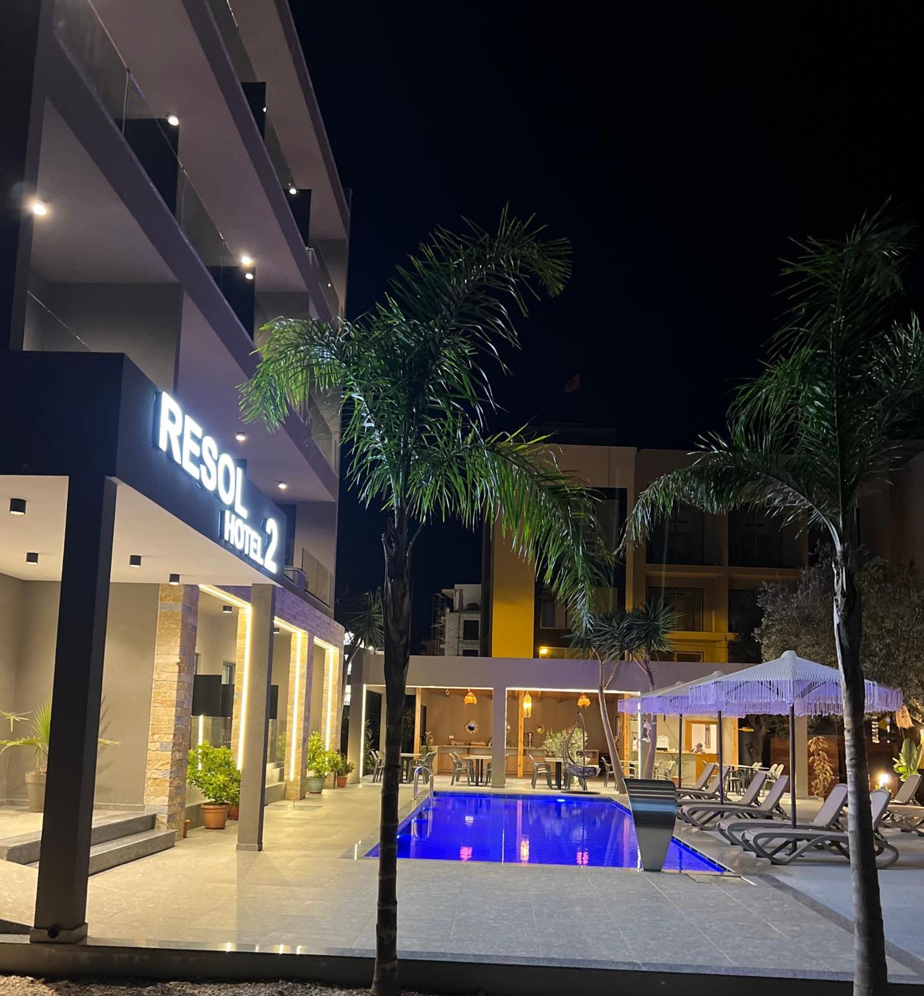 Hotel Resol 2 คซามิล ภายนอก รูปภาพ